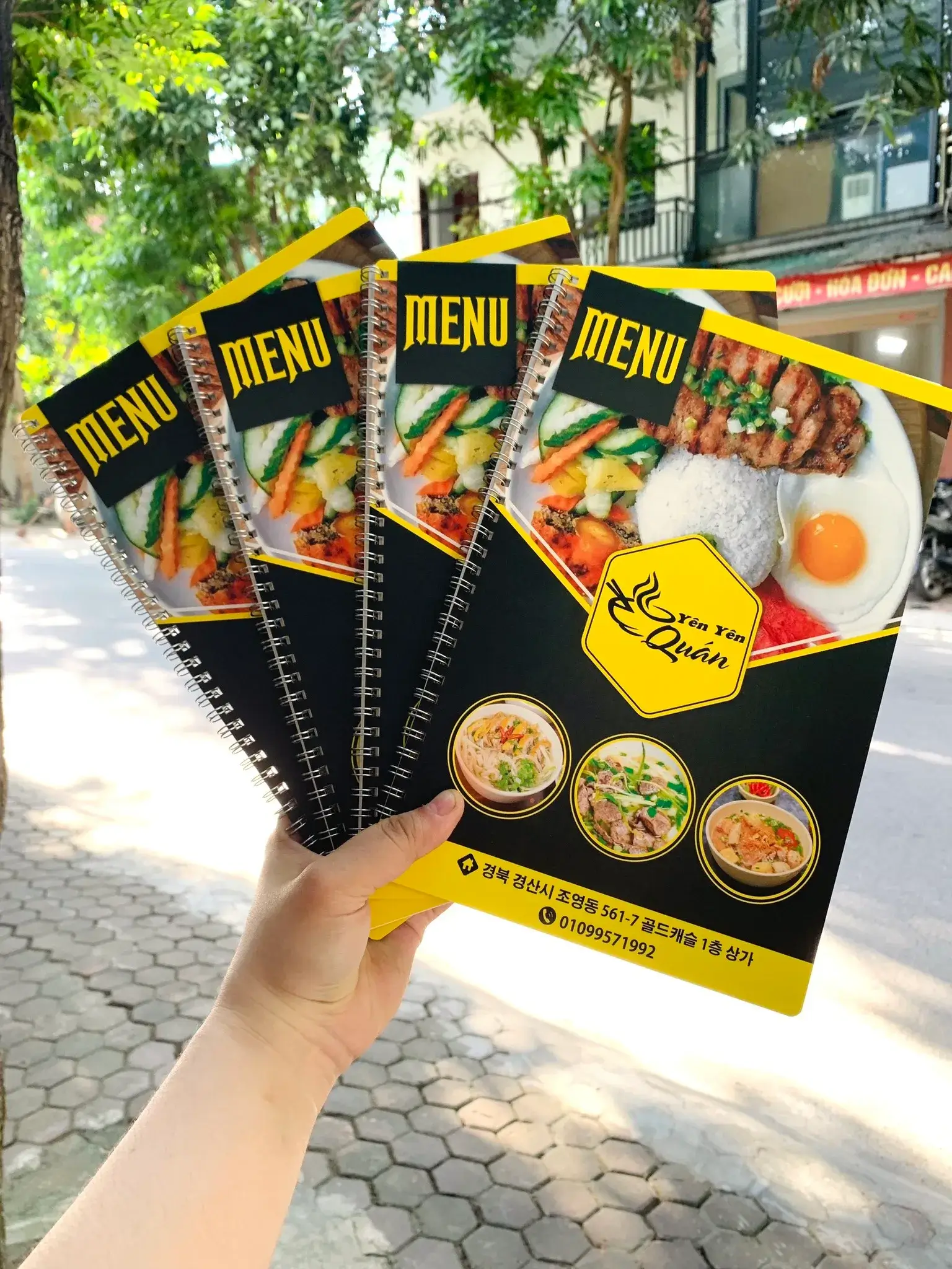menu đóng cuốn gáy lò xo