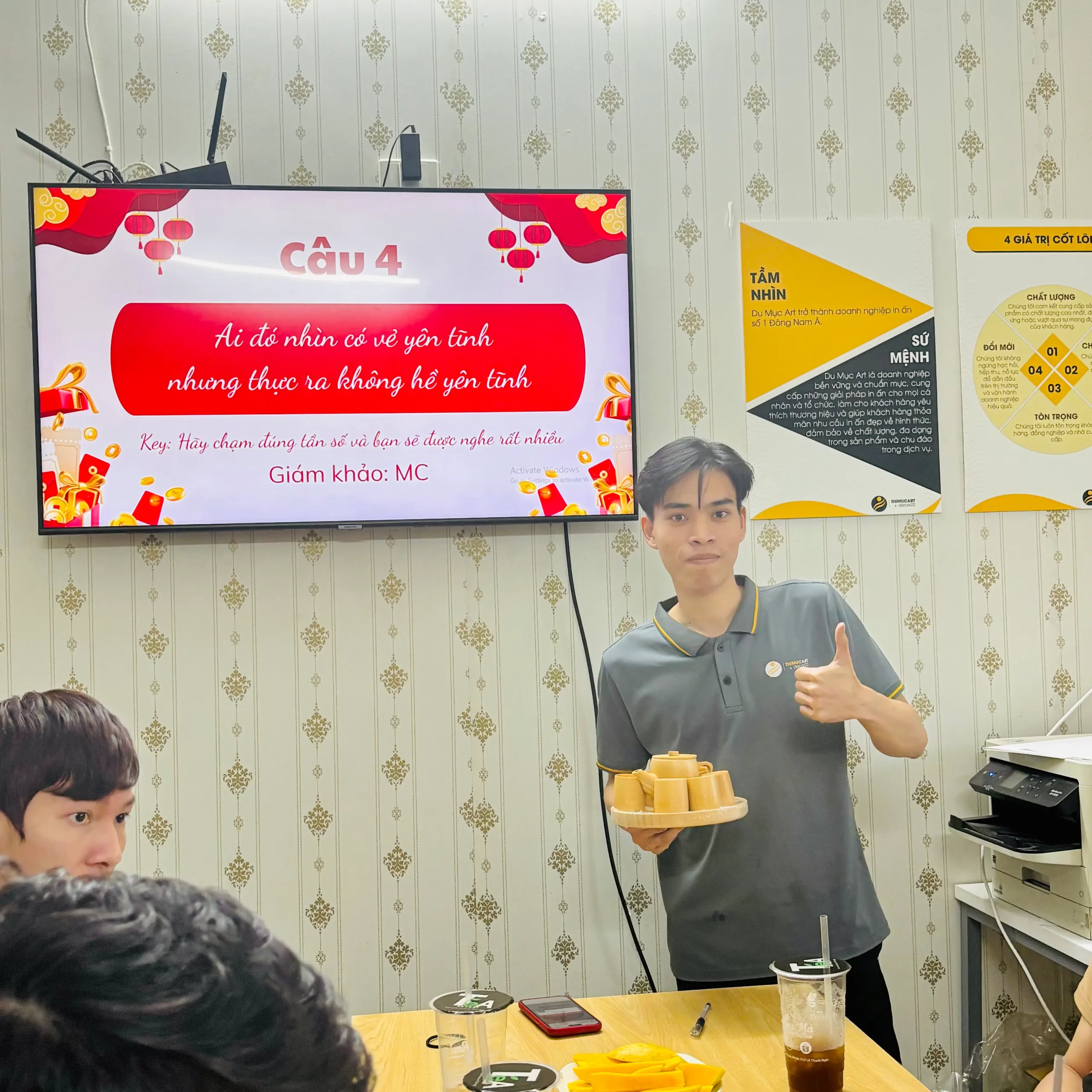 buổi họp khen thưởng cuối năm buổi họp khen thưởng cuối năm