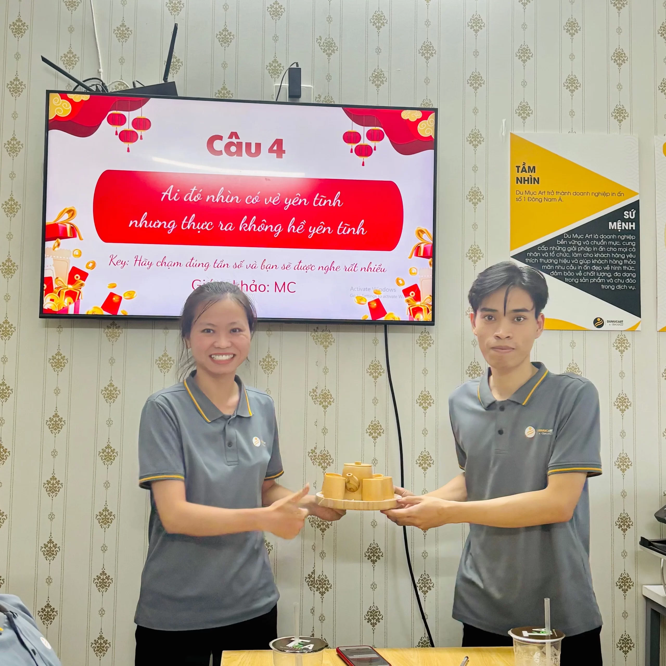 buổi họp khen thưởng cuối năm buổi họp khen thưởng cuối năm