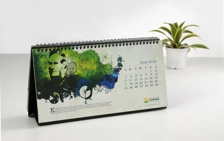 kích thước lịch để bàn