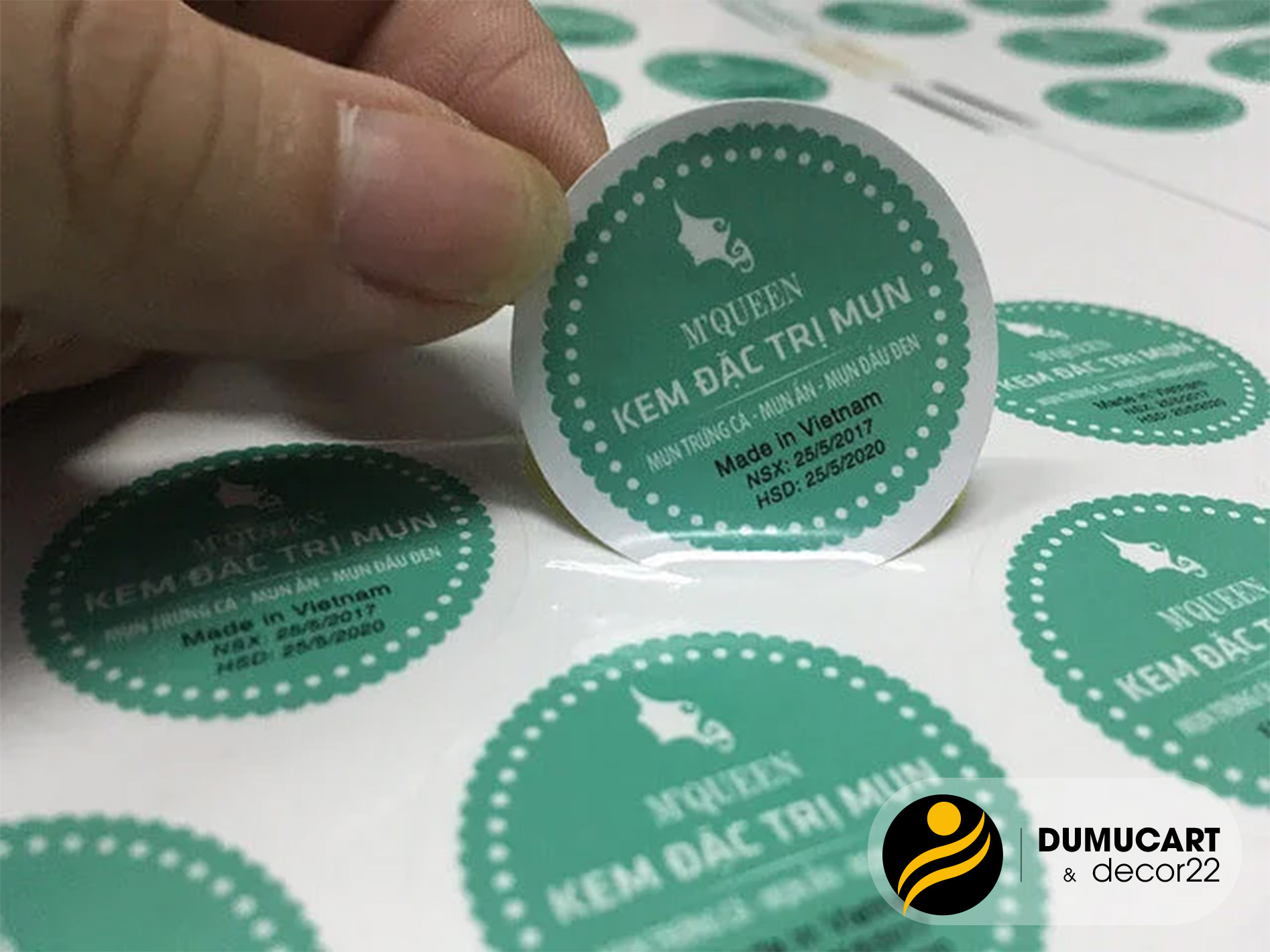 in tem nhãn decal nhựa