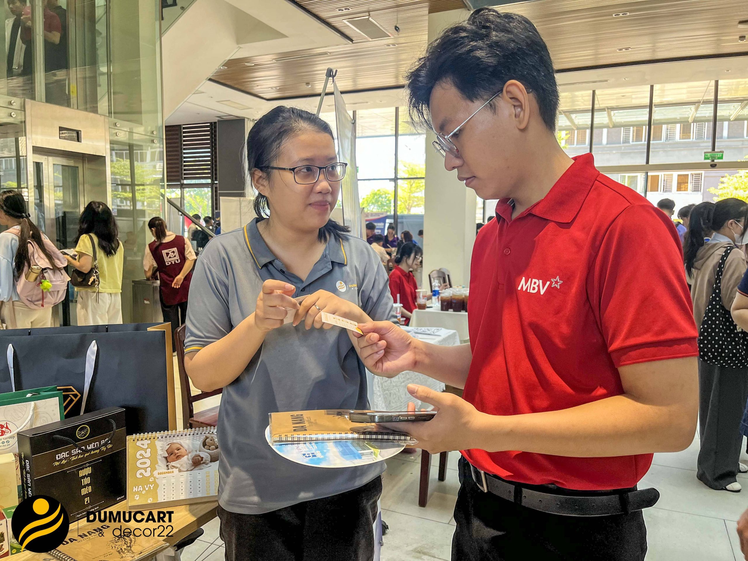 Nhà In Du Mục Art cùng sinh viên Trường Đại Học Duy Tân tham gia ngày hội việc làm