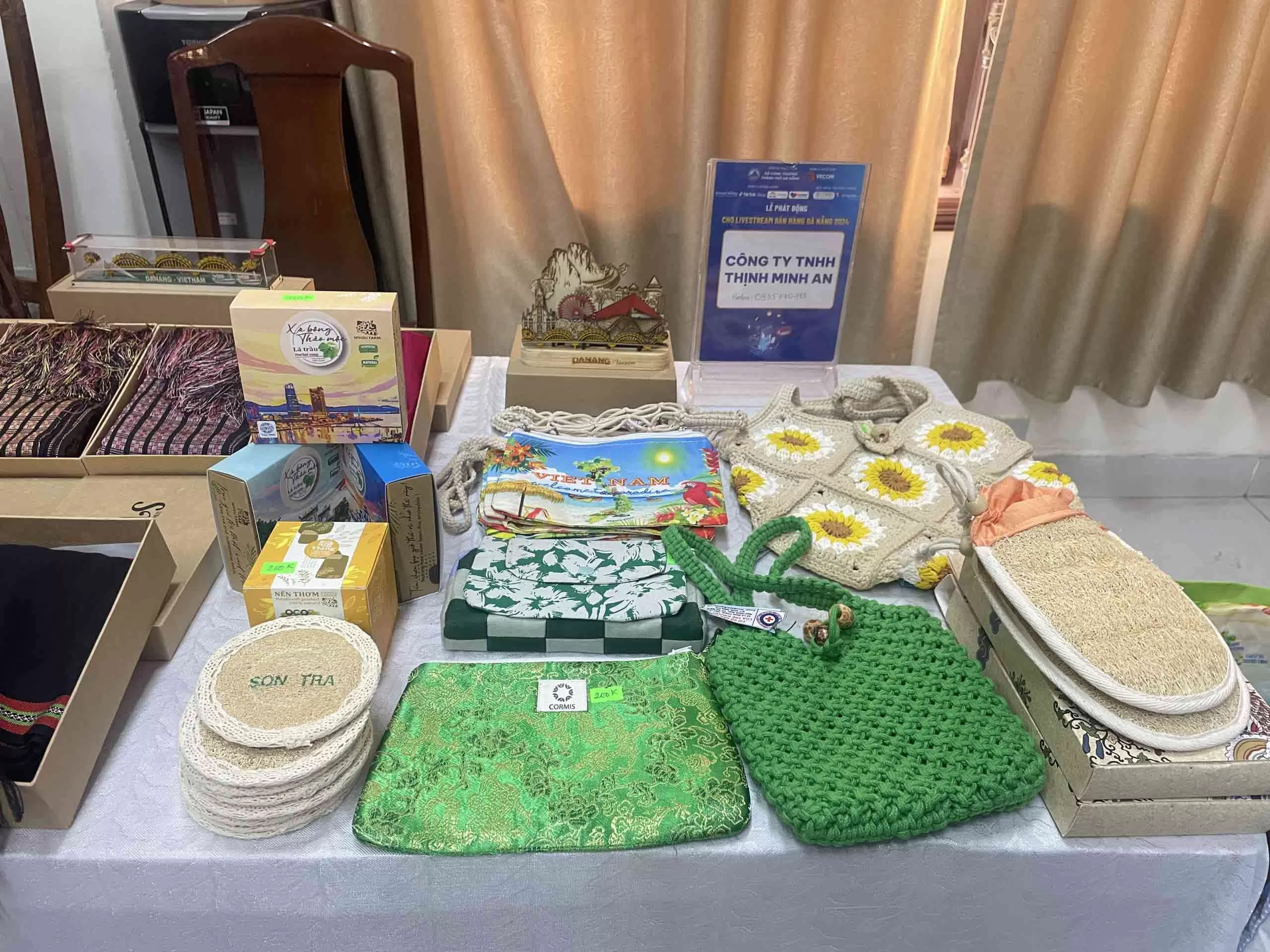 thiết kế in ấn quảng cáo