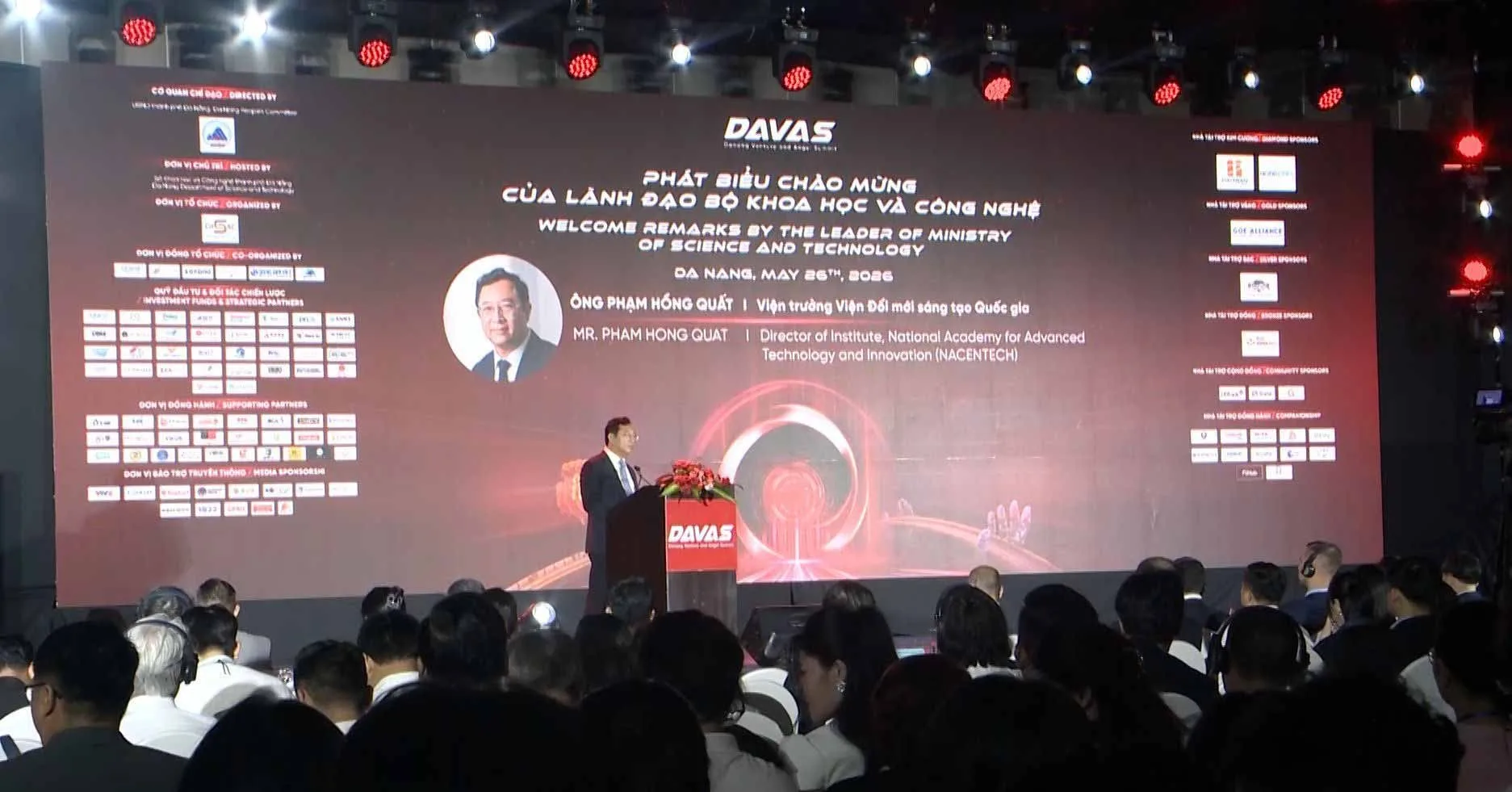 In Du Mục Art thiết kế logo và in ấn cho sự kiện Davas