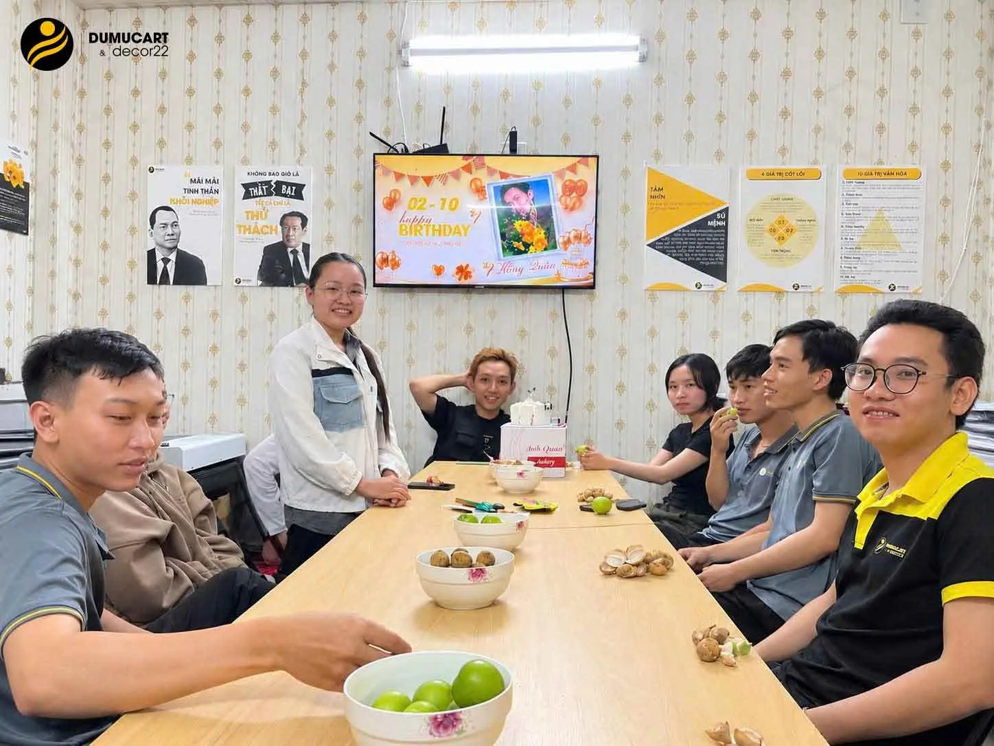in du mục art tổ chức sinh nhật tháng 09 cho nhân viên